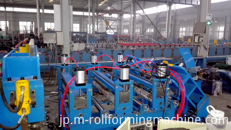 hinge hole forming hinge hole forming